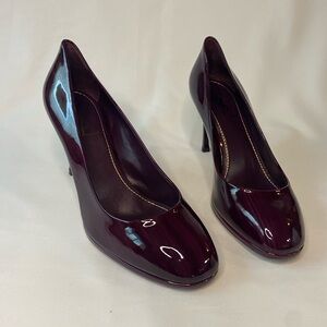 Yves Saint Laurent Patent Leather Purple Heels Size 37.5